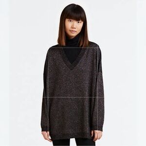 Levi’s Oversized Black Shimmery Sweater
